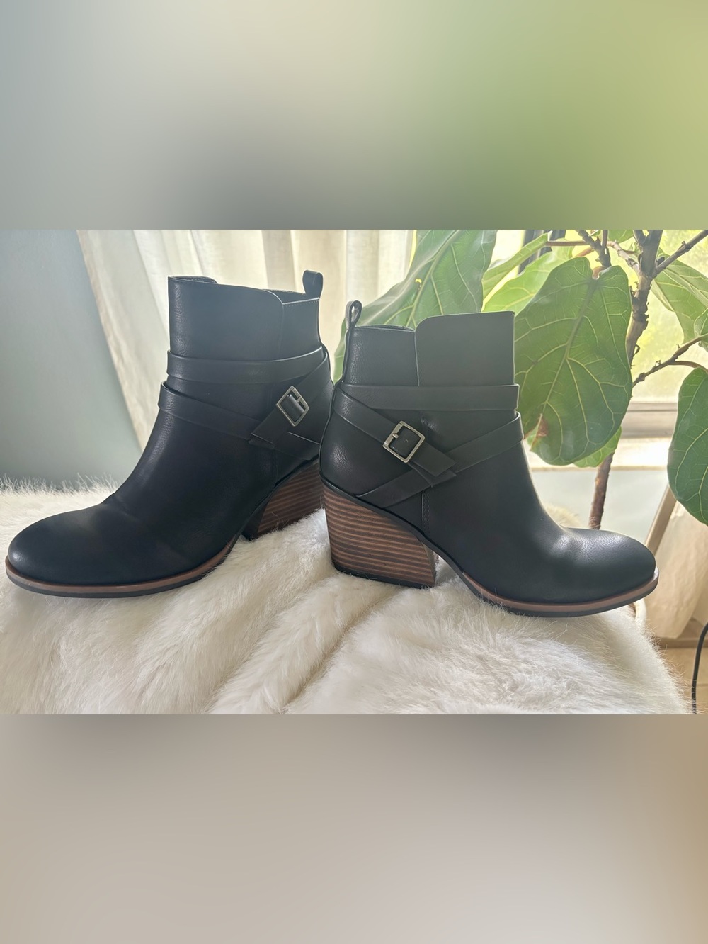 KORKS Women's Black Ankle Boots with Buckle Strap 7.5